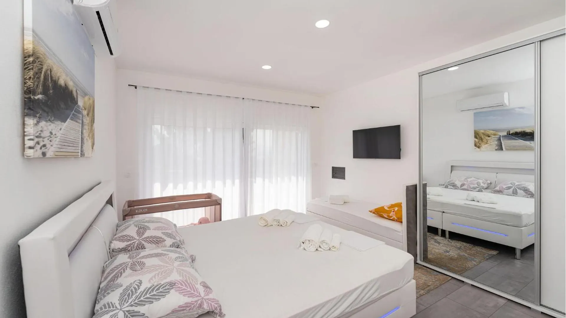 別荘 Lovely Home In Pridraga